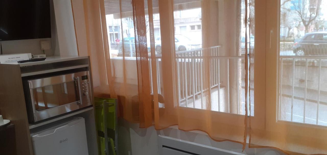 Superbe appartement dans résidence Parking gratuit Vierzon Exterior foto