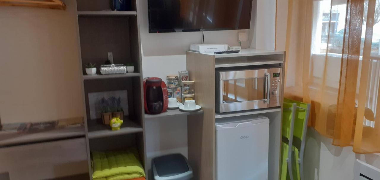 Superbe appartement dans résidence Parking gratuit Vierzon Exterior foto